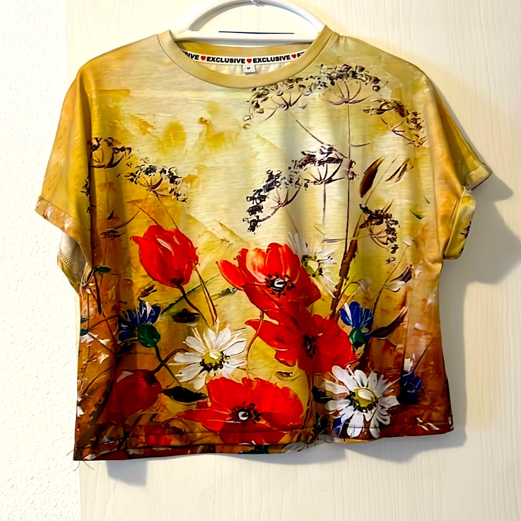 Beautiful Crop Top, Polyester Blend By Exclusive.